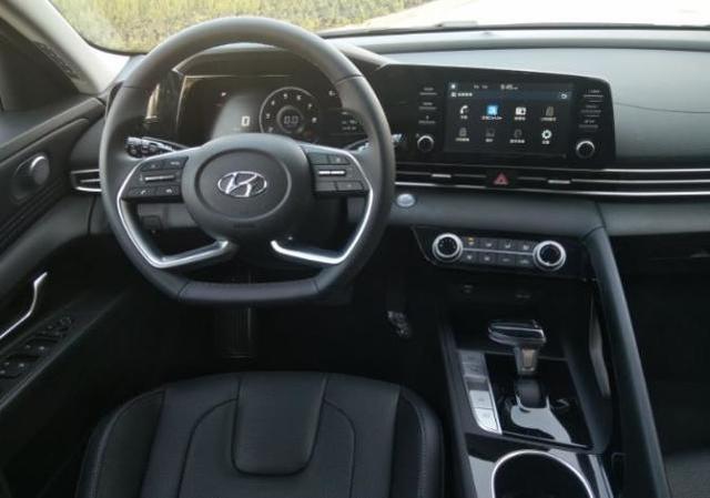 2024香港大众网资料,最新数据挖解释明_FFZ34.303家庭影院版