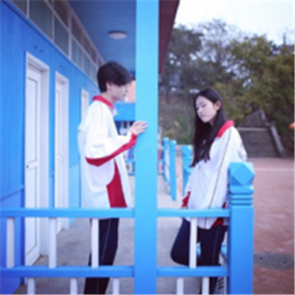 逗比情侣专属网名，笑游自然美景的浪漫之旅