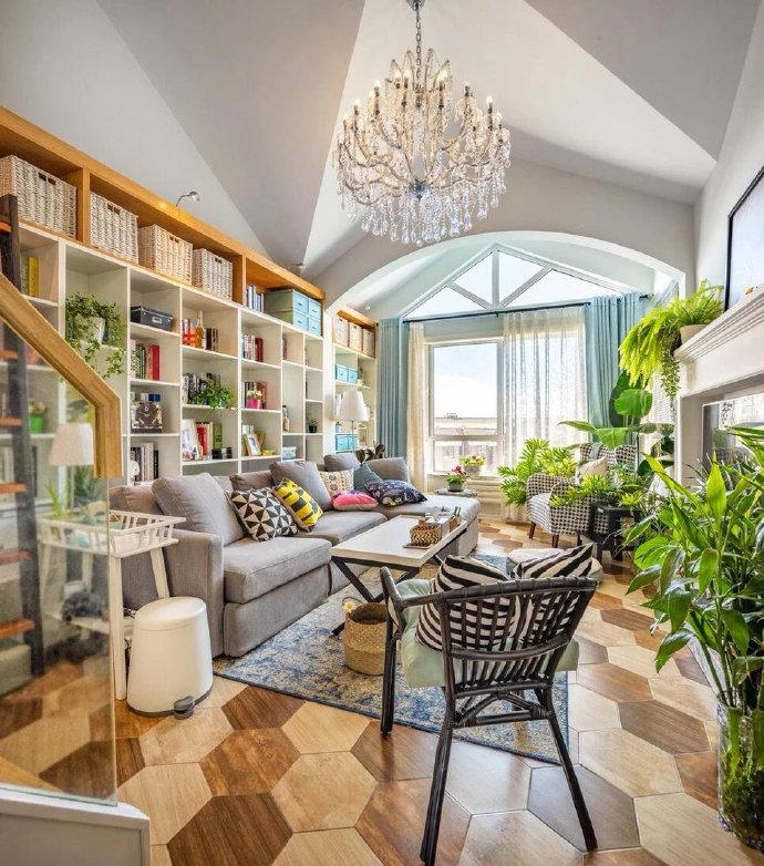 最新款木沙发，时尚与舒适的完美融合