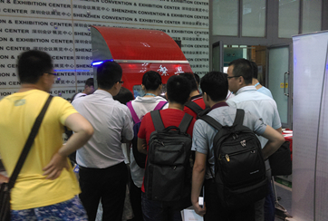 李宁最新新闻揭秘，城市繁华中的隐藏宝藏——小巷深处的特色小店探秘