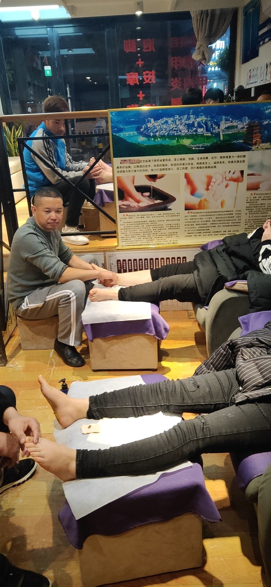 苏州男修脚师招聘启事，探索自然美景的旅行邀请