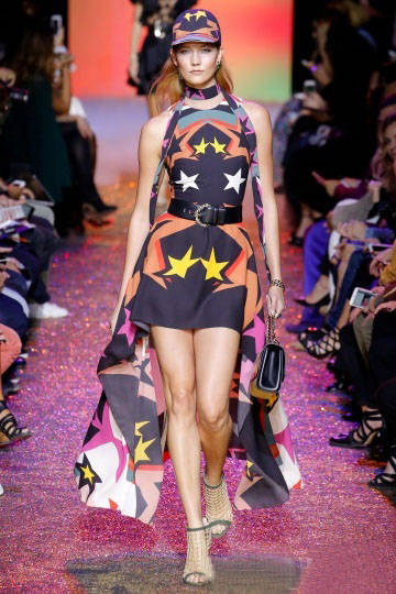 最新法国透视时装秀,时尚之巅的璀璨瞬间展现