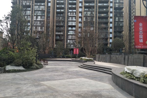 凯德世纪名邸最新动态,日常温馨与友情绽放的家园