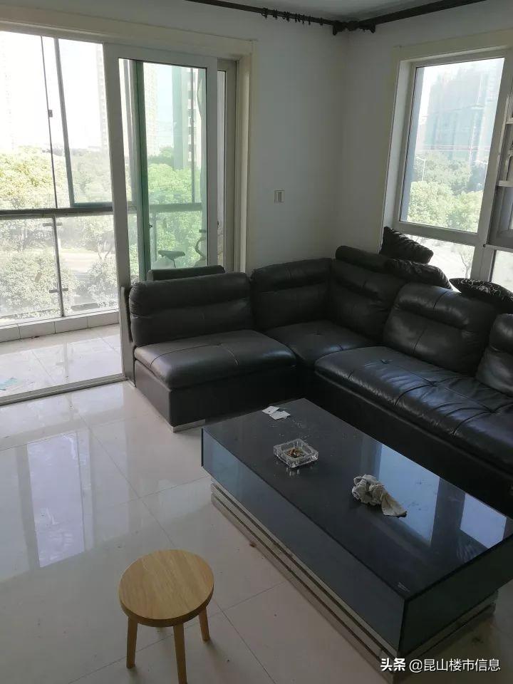 昆山135路最新时刻表,小巷深处的惊喜之旅与美食探秘之旅