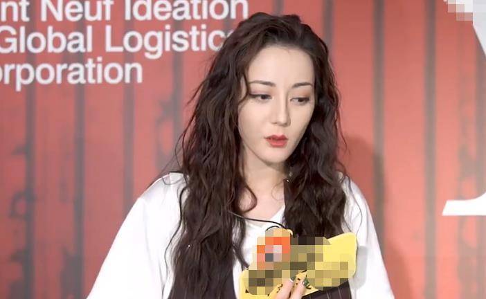 郭碧婷最新采访视频揭秘，小巷中的隐藏特色小店探访之旅