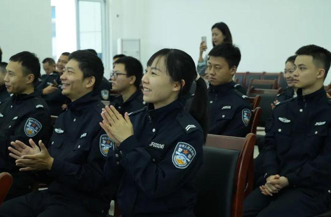 2台螺杆式冷水机组 第561页