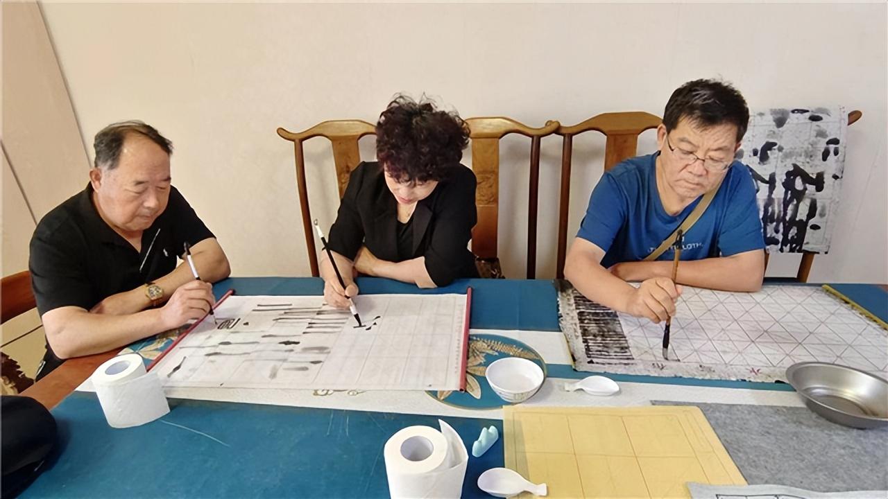 上海临港新城邻里温馨日常最新消息揭秘