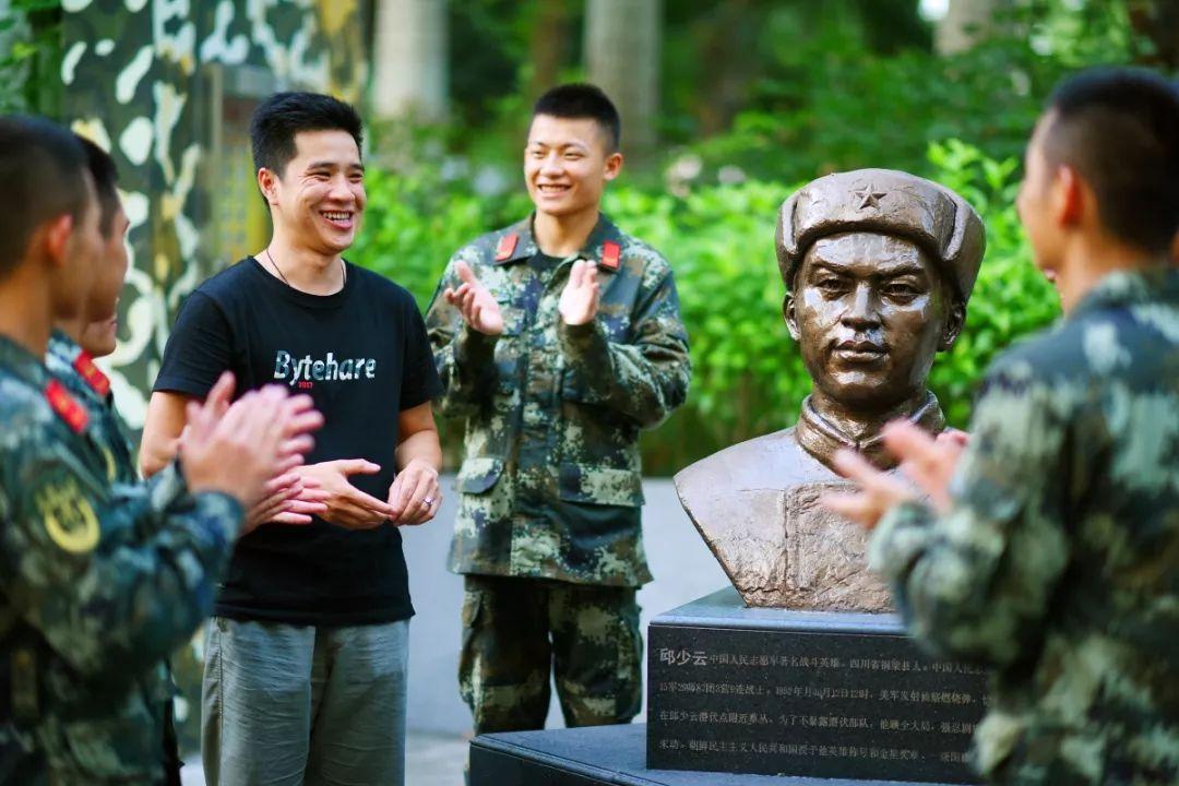 小鬼翔最新恶搞番号，自然美景探险之旅