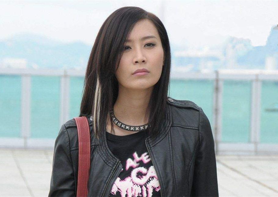 胡杏儿最新动态，璀璨星途与时代地位同步前行