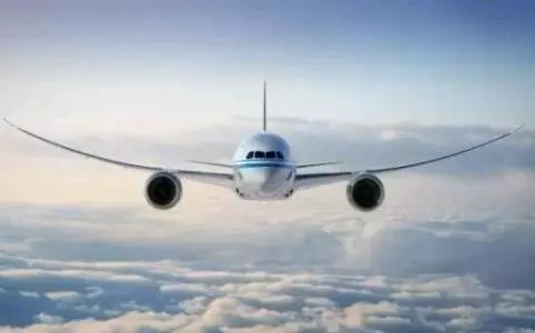 科技重塑飞行体验，最新备降航班引领航空新时代
